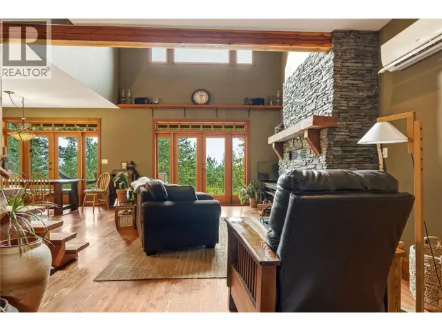 4127 O'Neil Road Falkland, British Columbia in Houses for Sale in Vernon - Image 6