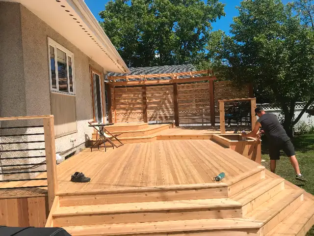 Book your spring 2025 fence and deck projects63006659060865123