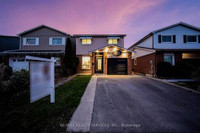 32 Ashurst Cres