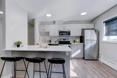 327 Edison Ave- 2 Bedroom
