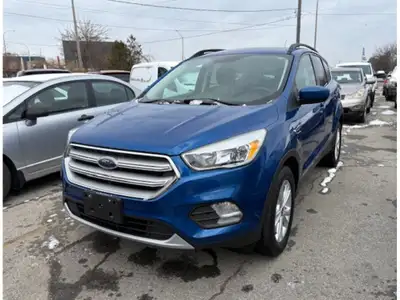 4 WHEEL DRIVE!! NO ACCIDENTS!! CARFAX CLEAN! FEATURES INCLUDE HEATED SEATS, LEATHER INTERIOR, BLUETO...