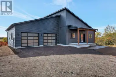 Ready to move into!!! Discover refined rural living with this fully-finished, exquisite 1998 sqft ne...