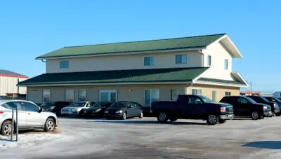 Prime Commercial Property – 7011 Sparrow Drive, Leduc, ABHigh-exposure site with excellent visibilit...