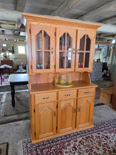 Solid Oak Buffet and Hutch, View more
