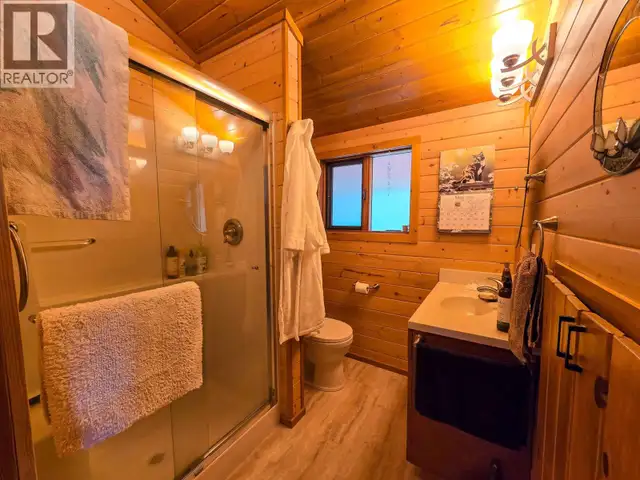 7145 LINCOLN DRIVE Bridge Lake, British Columbia in Houses for Sale in 100 Mile House - Image 17