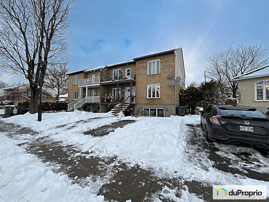 $750,000 - Triplex in Pointe-Aux-Trembles / East Montreal — photo 1