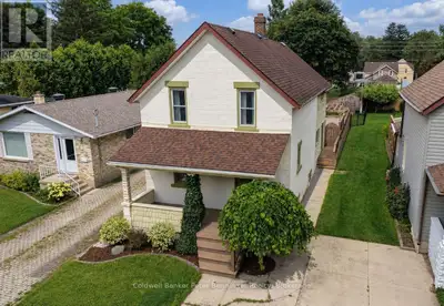 Welcome to 618 8th Avenue in Hanover - a spacious home full of character, comfort, and potential, ne...
