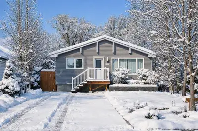 P03//Portage La Prairie/Your search is over. This 5 bedroom, 2 bath home is packed with upgrades and...