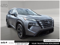 2025 Nissan Rogue SV Odometer is 10910 kilometers below market average! Ready for anything, from the... (image 4)