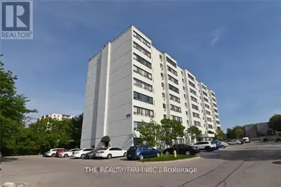 Great option to lease this 2 bedroom, 1 bath condo located on the 8th floor with gorgeous views. Thi...