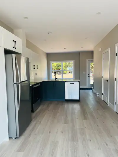 2 Bedroom 1.5 Bathroom Available