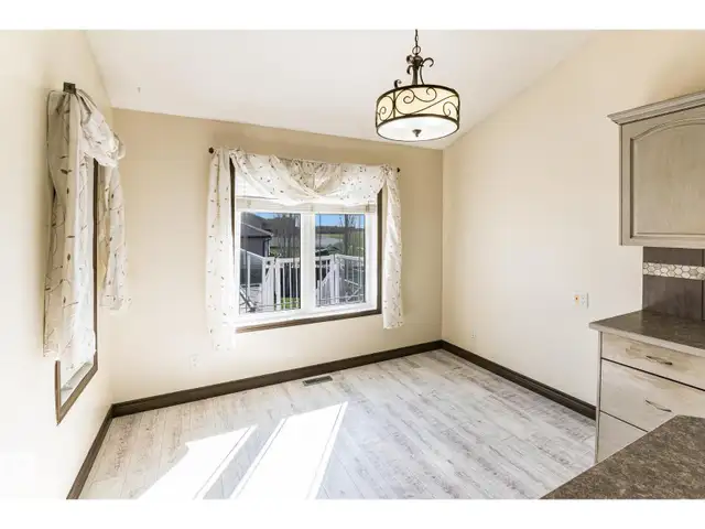4403 39 ST Bonnyville Town, Alberta in Houses for Sale in Edmonton - Image 17