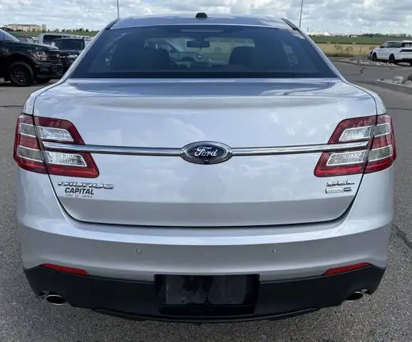 2015 Ford Taurus SEL AWD532562199865600003