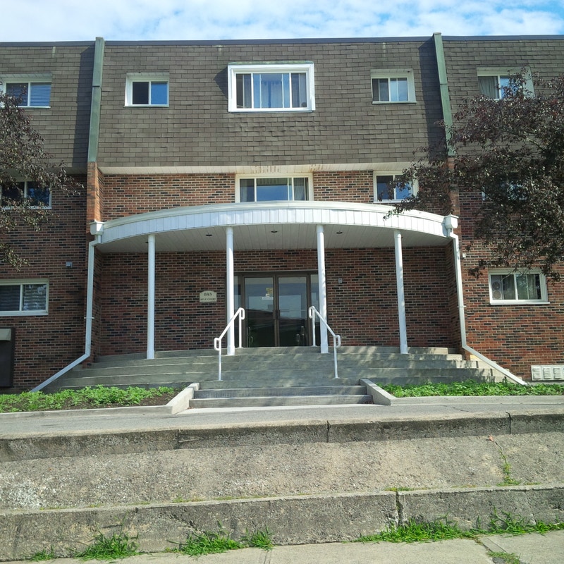 AVAILABLE JULY 1 1 BEDROOM ALL INCLUSIVE BROCKVILLE Long Term