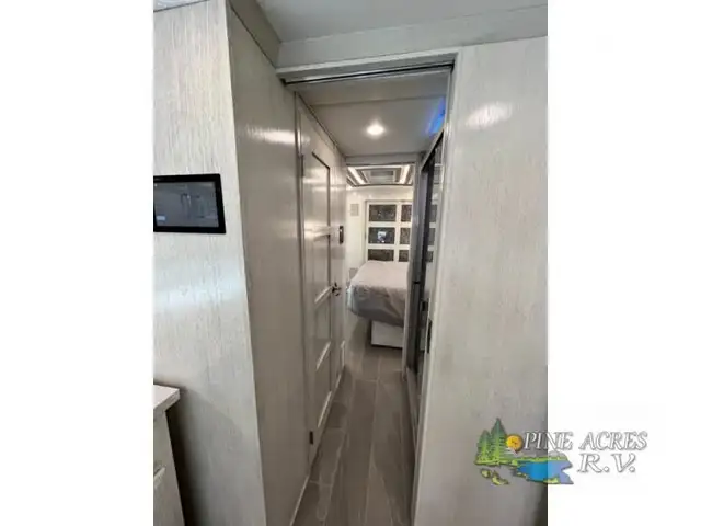 2024 Newmar New Aire 3549 Luxury Diesel Pusher in RVs & Motorhomes in Moncton - Image 48