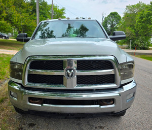 2013 RAM 3500 SLT