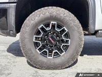 ENGINE DURAMAX 6.6L TURBO-DIESEL V8 B20-DIESEL COMPATIBLE (470 hp [350.5 kW] @ 2800 rpm 975 lb-ft of... (image 7)