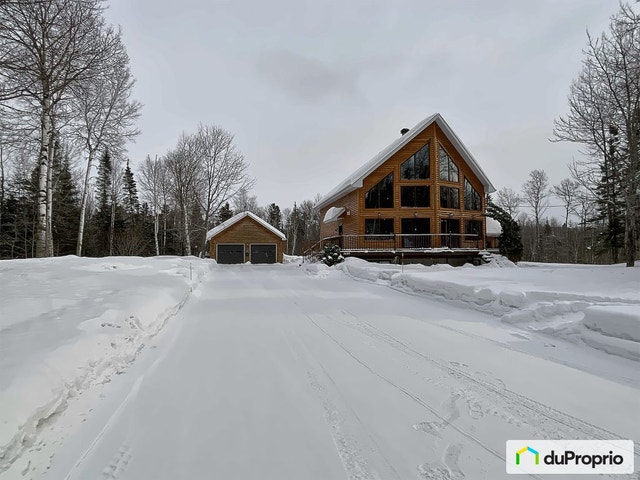 $695,000 - Bungalow for sale in Jonquière (Lac-Kénogami) — photo 2