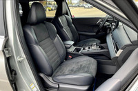 2.4 L 4 Cyl Engine Vehicle Options: Sunroof, 360 Degree Camera, Wireless Charging, Blind Spot Monito... (image 6)