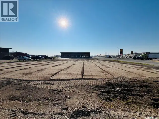 904 Park AVENUE Moosomin, Saskatchewan in Land for Sale in Regina - Image 4