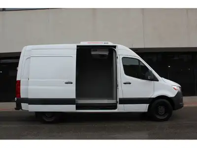 A.T.C REFRIGERATOR - FREEZER UNIT!!! 2020 MERCEDES SPRINTER 2500 - 144 - HIGH ROOF -- 3.0L V6 DIESEL...