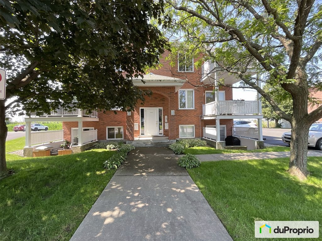 $382,900 - Condominium for sale in Varennes — photo 2