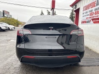 Long Range AWD | LEATHER | PANALROOF | DUAL MOTORCheck out this 2022 Tesla Model Y . Its Automatic t... (image 8)
