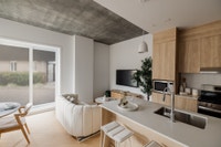 Open House Sunday, August 2, from 10:00 a.m. to 2:00 p.m. PROMO 1000 $ ÉCLAIR : Complétez votre dema... (image 2)