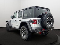 This Jeep Wrangler has a dependable ERC 3.6L Pentastar(TM) VVT V6 engine w/ESS engine powering this... (image 3)