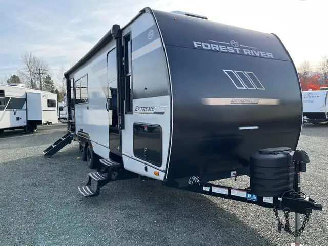2026 Forest River VIBE EXTREME LITE in Travel Trailers & Campers in Terrace - Image 2