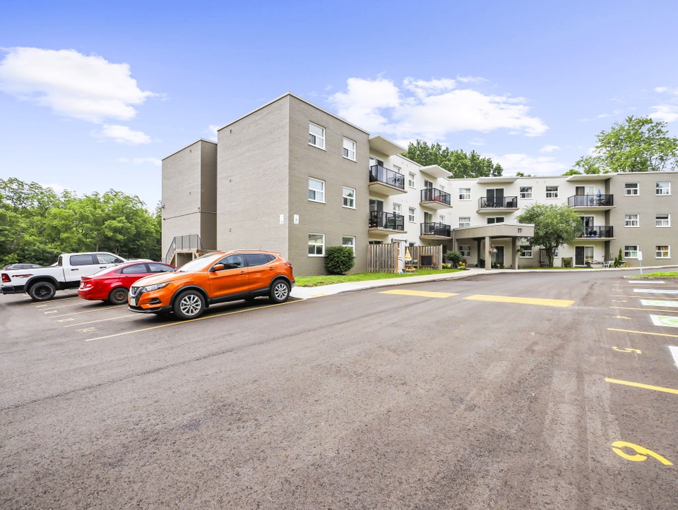 Barker Street Apartments - 2 Bedroom, 1 Bath Apartment for Rent 3