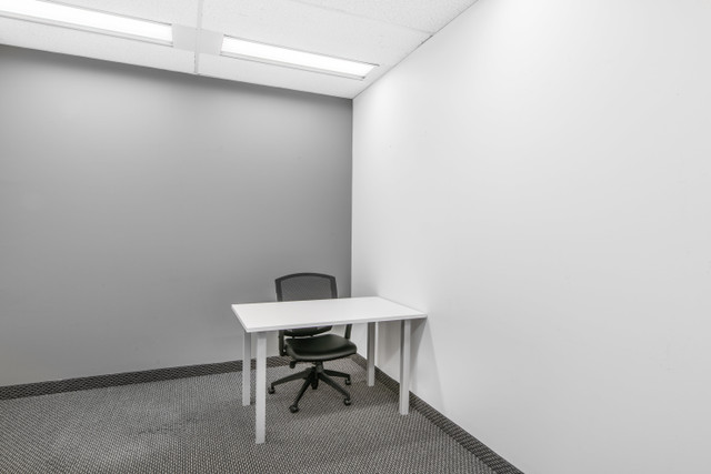 Access professional coworking space in Robert Speck 2 in Commercial & Office Space for Rent in Mississauga / Peel Region