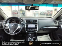 Ontario vehicle with Lots of Options! Call (905) 791-3300 - Black Leather/ Leatherette interior, - N... (image 9)
