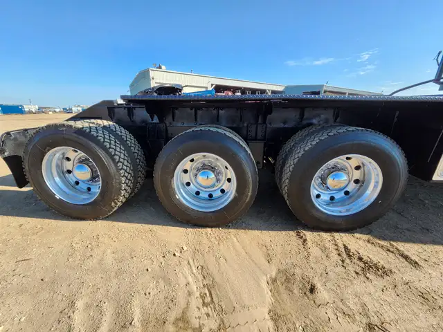 2006 Kenworth T800B 8x6 Winch Truck Tri Axle 40 Ton Winch in Heavy Equipment in Laval / North Shore - Image 23