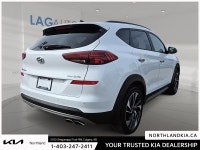 2021 Hyundai Tucson Ultimate Odometer is 15368 kilometers below market average! Ready for anything,... (image 3)