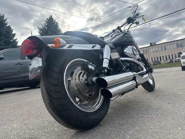 2012 Harley-Davidson Fat Bob ~ FAT BOB ~ 103CI ~ LOW KMS ~ CLEAN in Street, Cruisers & Choppers in City of Toronto - Image 14