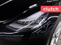 1 OWNER / Auto Dimming Rearview Mirror, Front Heated Seats, Rear Heated Seats and more! Clutch is th... (image 7)