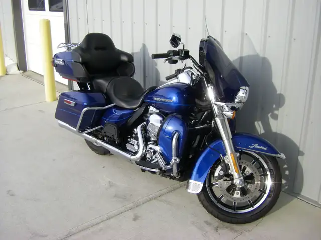 2015 Harley-Davidson Ultra Limited Low Biweekly $149 OAC  in Street, Cruisers & Choppers in Edmonton - Image 3