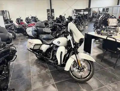 Oppotunity doesn't knock it RUMBLES!!! Looking for a Have you always wanted a Harley? PLUS HST&LICEN...