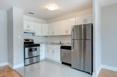 LIMITED TIME OFFER | One Month FREE on a 13-Month Lease + $200 Signing Bonus!* OPEN HOUSE | June 13...