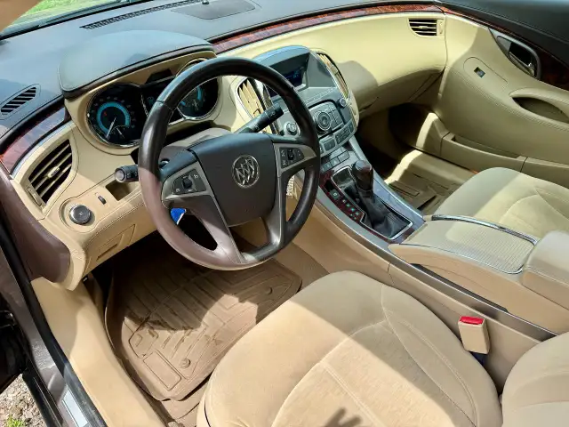 2012 Buick LaCrosse Convenience5524894909687603210