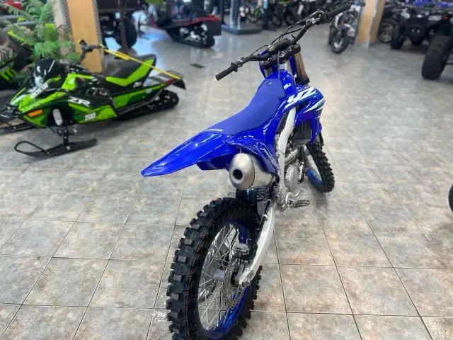 2025 YAMAHA YZ250F in Dirt Bikes & Motocross in Saguenay - Image 4