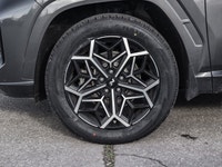Looking for an athletic, ultra-efficient compact SUV that combines head-turning motorsport styling w... (image 3)