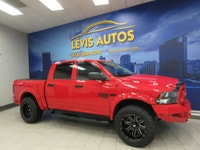 RAM 1500 CLASSIC 2022 EXPRESS V8 5.7 LITRES HEMI CREW-CAB BOITE 5.7 PIEDS 4X4 TOUT ÉQUIPÉ / CAMÉRA D... (image 1)