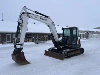 Iron Inventory Inc! 2018 Bobcat E85 excavator is powered by a 59 hp diesel engine. Two speed driveli...