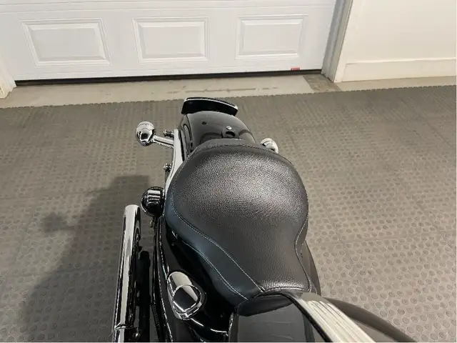 2010 Harley-Davidson Sportster XL 1200C STAGE ONE/VANCE AND HINE in Sport Touring in North Bay - Image 4