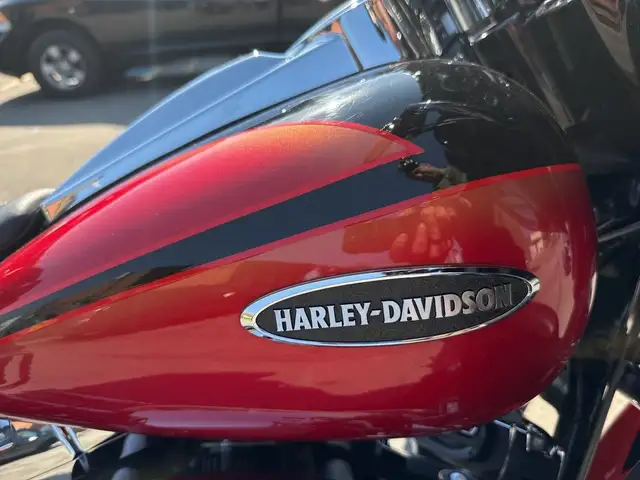2007 Harley-Davidson CVO Electra Glide Ultra ~ CVO ELECTRA GLIDE in Sport Touring in City of Toronto - Image 31