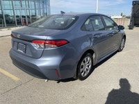 *Vehicle history form conveniently located in vehicle photos. AMVIC LICENSED DEALER ... Engine: Regu... (image 5)