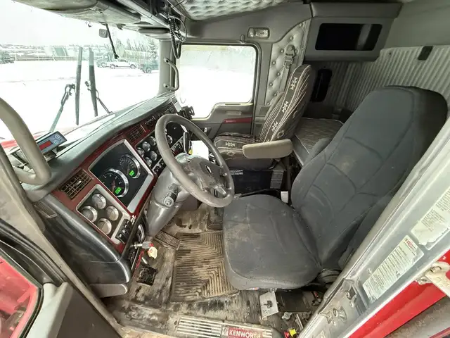 2006 KENWORTH T800 in Heavy Trucks in Saskatoon - Image 12