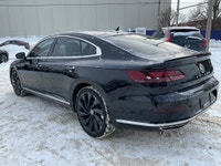 Vehicle Highlights: - R-LINE - Highly optioned - Dealer serviced Just landed is a very rare and desi... (image 4)